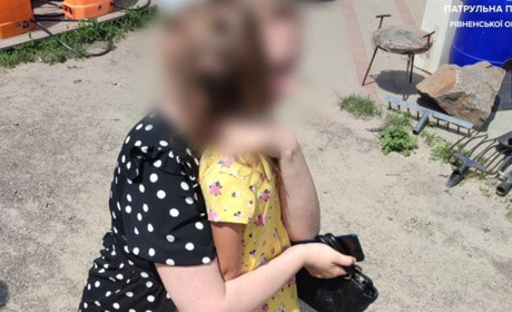 Загубилась на ринку: в Сарнах розшукали батьків чотирирічної дівчинки