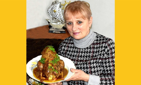 Рецепт качки, запеченої з яблуками, до різдвяного столу