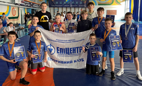 Городоцькі борці здобули вісім нагород на обласному турнірі