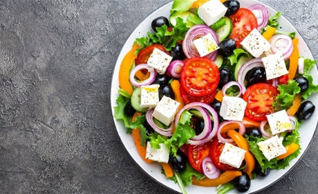 В очікуванні літа: рецепти легких саталів на кожен день