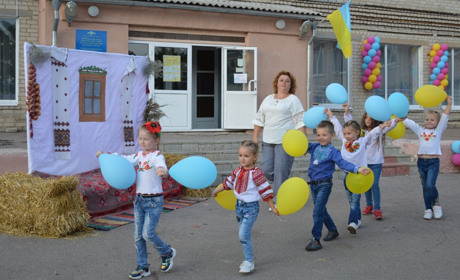 Жителі Гончарівки Сватівського району відсвяткували день народження села: як все відбувалося