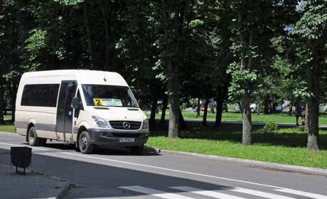 Маршруток побільшає: в Сарнах змінився графік руху громадського транспорту