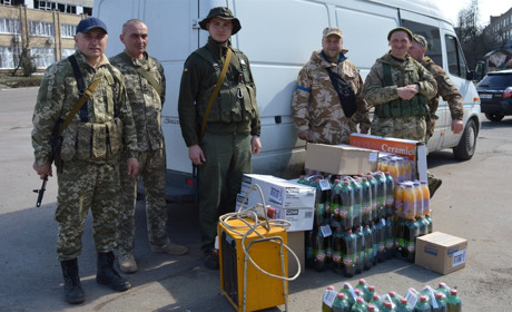 Переяславським військовим, котрі захищають Київ, земляки доправили допомогу