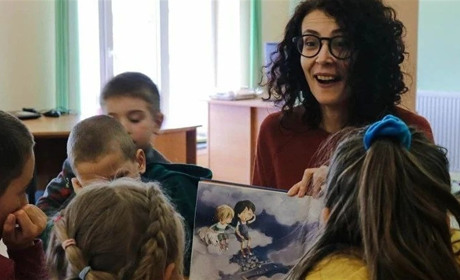 "Хочу залишити щось добре від себе в Дрогобичі": як ілюстраторка з Маріуполя живе в новому місті