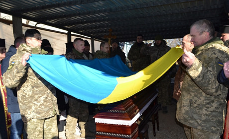 У селі Горішня Вигнанка попрощалися із загиблим воїном Костюком Русланом