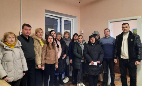 На Переяславщині працівники Дівичківської сільської ради зібрали кошти на тепловізор для земляка