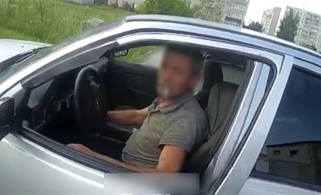 У Шостці судитимуть чоловіка, який намагався відкупитись від співробітників поліції