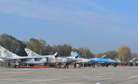 Новини міста за 15-21 жовтня: на аеродромі працює спецкомісія, а у «Болгарському» порубали авто 