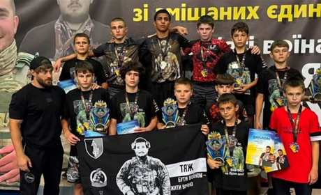 Потужно виступили долинські спортсмени на Всеукраїнському турнірі зі змішаних єдиноборств ММА
