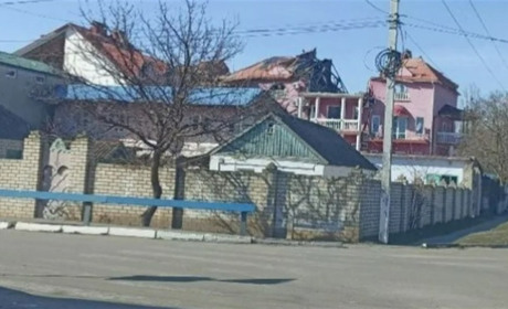 У Залізному Порту прилетіло в будівлю з ФСБшниками