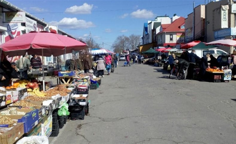 Продуктові ринки відкриють