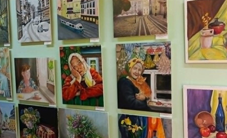 Коли картини заговорять: у Воронізькій бібліотеці презентували «Перший творчий злет» юних митців