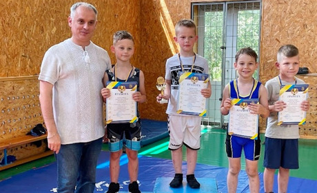 Пляжна боротьба. У Мені відбувся спортивний турнір