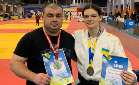 ДЗЮДОЇСТКА З НІЖИНА ВИБОРОЛА ЗОЛОТО НА ЧЕМПІОНАТІ УКРАЇНИ!