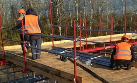 В Станиці Луганській будівельники закінчили монтаж металоконструкцій обхідного мосту 