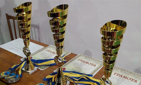Без медалей, але відіграли гарно. Підсумки Чемпіонату України для первомайських тенісистів