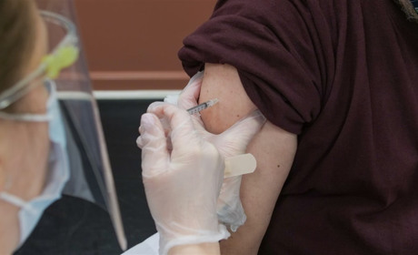 Підсумки вакцинації: де підтримують та хто ігнорує щеплення на Сарненщині