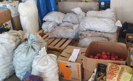 Чотириста тон гумвантажів жителі Вараського району відправили за місяць