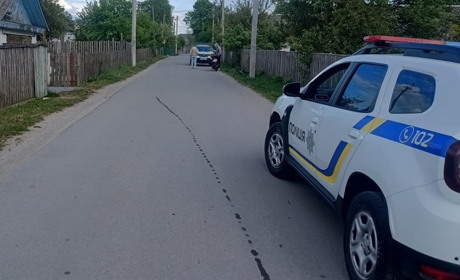 На Звягельщині мотоцикліст-підліток наїхав на дитину на велосипеді