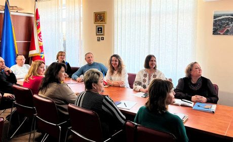 Старокостянтинівська громада поглиблює міжнародні зв’язки: підтримано договір про співпрацю