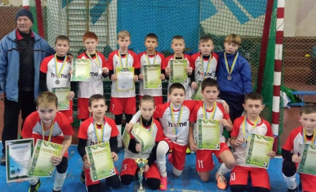 Юні футболісти зі Жмеринки вибороли срібло турніру з футзалу «Відкритий кубок Літинської громади»