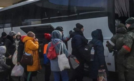 На Луганщині окупанти примусово переселяють людей. Куди депортують населення