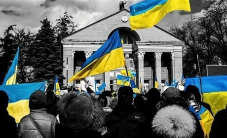 «Ми йшли на танки з голими руками», — переселенка Катерина Бахтерова про мітинги у Каховці