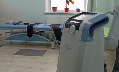 Ветеран війни зі Звягеля за державний грант купив медобладнання для реабілітаційного центру