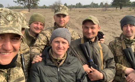 Відрядила мати двох синів у солдати – янголом небесного війська став один
