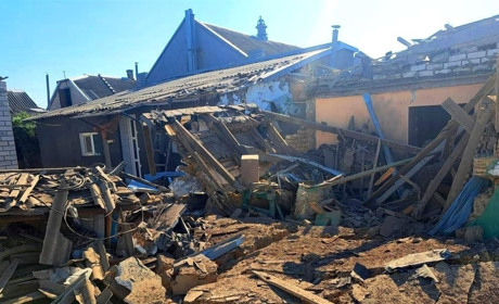 За добу на Херсонщині обстрілами пошкоджено понад 60 житлових будинків, поранено 11 людей