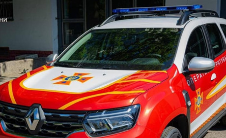 Місцева влада придбала оперативний автомобіль для рятувальників