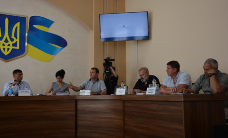 Сесія з гучними кадровими рішеннями 