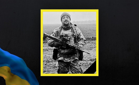 Рік вважали зниклим безвісти: у Нетішині попрощалися з Героєм Михайлом Медведєвим