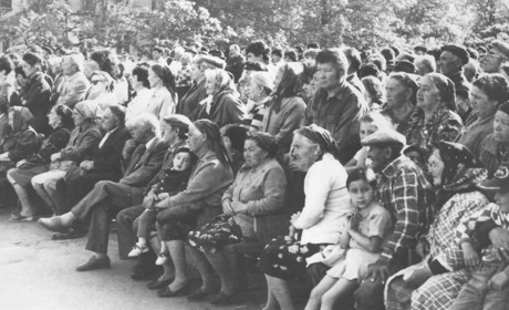 Довгий шлях повернення до рідної землі