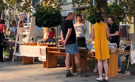 Підприємці можуть долучитись до благодійного ярмарку на День міста: що потрібно робити