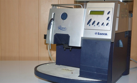 Продам кавоварку Saeco Royal Professional