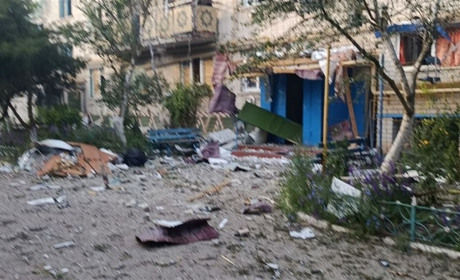 За 22 км від Херсона люди гасять пожежі самотужки: що відбувається у Дар'ївці