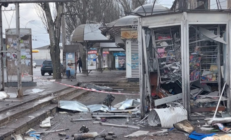 Поки виступав Путін, росіяни обстріляли Херсон: є поранені та загиблі