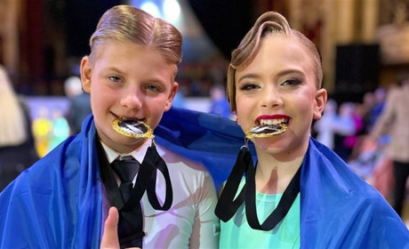 Вітаємо чемпіонів світу: вихованці клубу ДЮСТК «ДАНС-ЛІЦЕЙ» здобули перемогу у Блекпулі