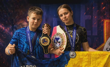 Спортсмени з Барської громади здобули нагороди на чемпіонаті Європи з козацького двобою у Словенії