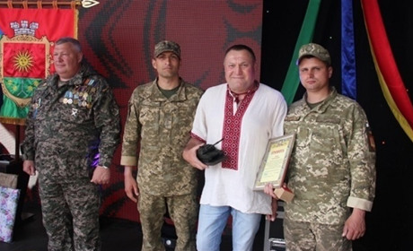У День міста калинівчанин отримав відзнаку за допомогу українській армії
