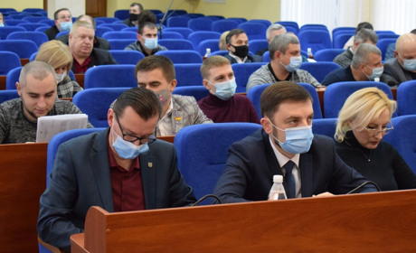Передача районної бібліотеки та нова депутатка: позачергова сесія міської ради