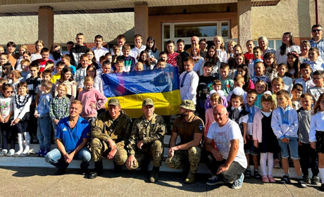У Малятинській школі провели зустріч із захисниками України