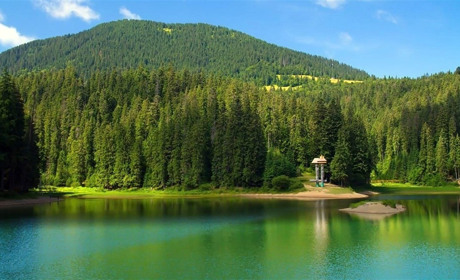 ТОП-9 озер України: куди поїдемо відпочивати та оздоровитися?