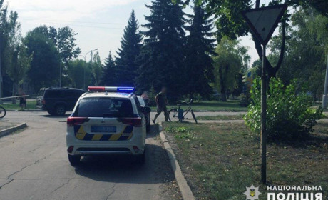 У Родинському автомобіль зіткнувся з жінкою на велосипеді 