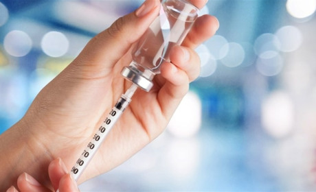 Чому небезпечно робити уколи самому собі: пояснюють медики Білопільського ЦПМД