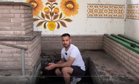 Ютуб-блогер проїздом відвідав Звягель та виділив у місті дві визначні пам'ятки: відео