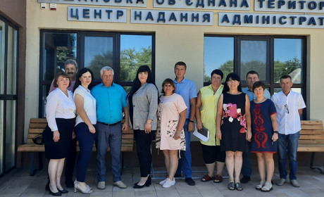 Жителі Ташанської громади тепер зможуть одружуватися та реєструвати малюків у своїх старостатах