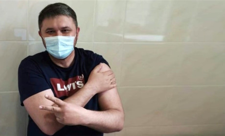 В Попасной, Горском и Золотом планируют ускорить процесс вакцинации и выдачи сертификатов. Обновлено