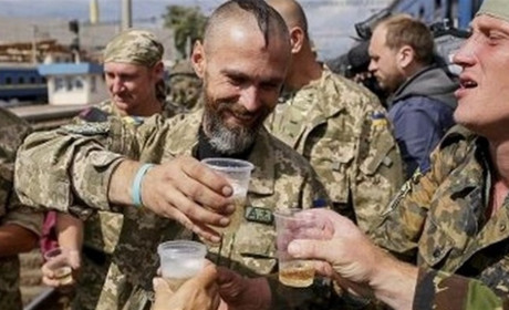 Що робити коли військовий почав зловживати алкоголем? Поради психологині Юлії Меркулової